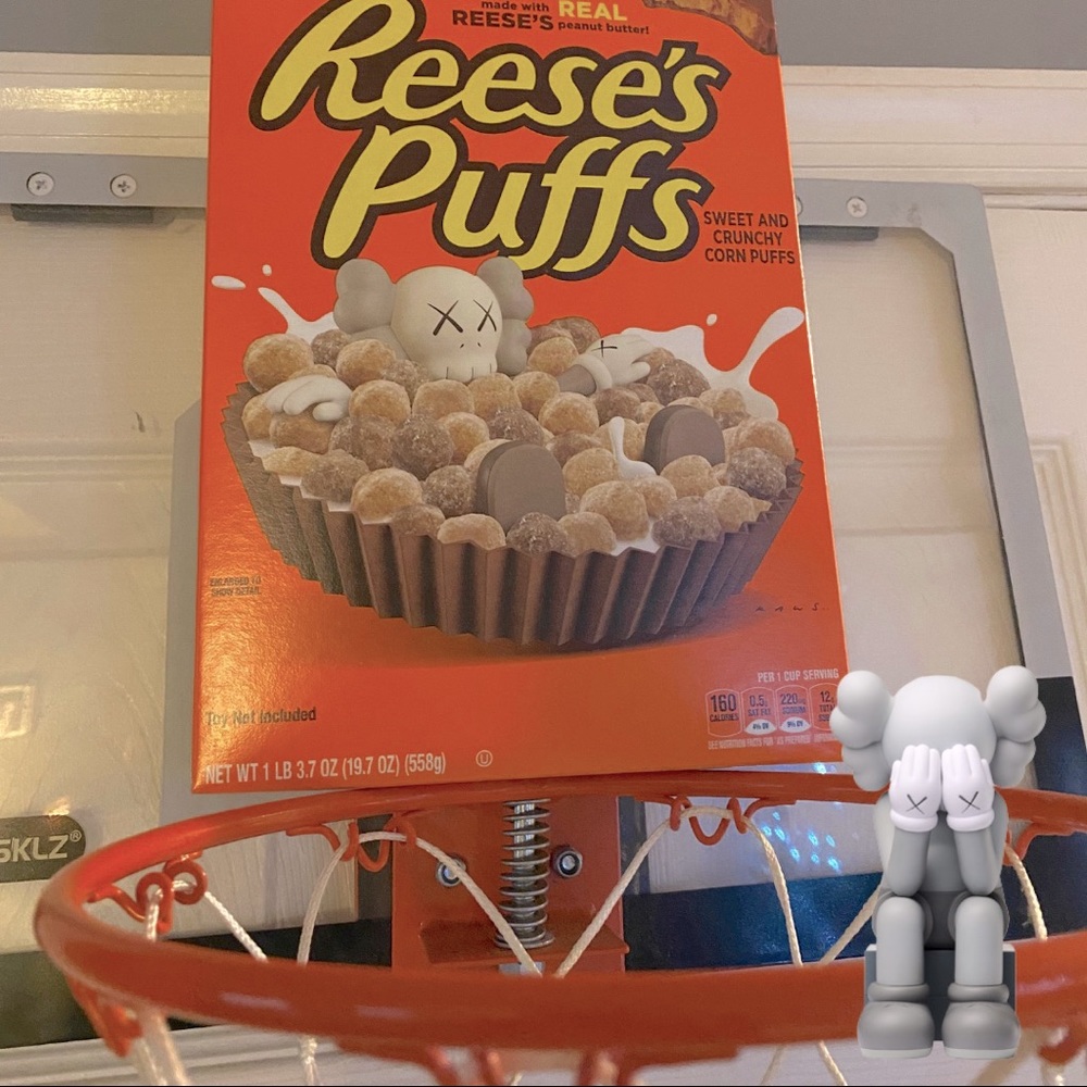 ❌❌ KAWS
Kaws x Reese's Puffs Box
ONE SIZE
Condition: New! Thanks for looking!